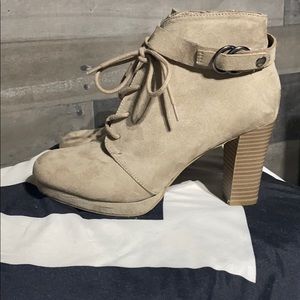 a.n.a. Tan Booties